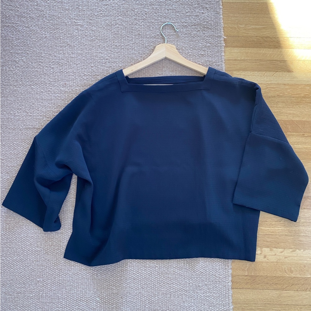 Club Monaco  Navy Top